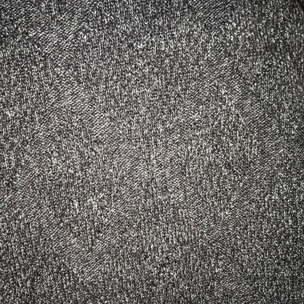 Dockers XL v-neck sweater LIKE NEW! - Picture 3 of 4
